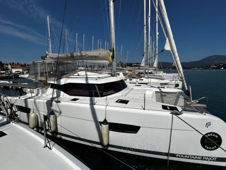 Fountaine Pajot Fountaine Pajot Astrea 42 - 4 + 2 cab. HAKUNA MATATA I