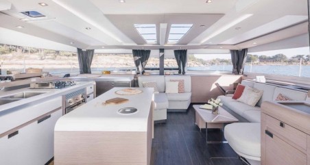 Fountaine Pajot Fountaine Pajot Aura 51 SMART ELECTRIC - 6 + 2 cab. TIKI