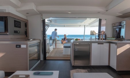 Fountaine Pajot Fountaine Pajot Elba 45 - 3 cab. DAISY DOG