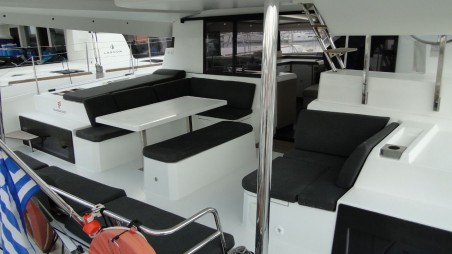 Fountaine Pajot Fountaine Pajot Elba 45 - 4 + 2 cab. O'NEIRO