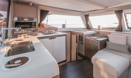 Fountaine Pajot Fountaine Pajot Isla 40 - 4 cab. ADISHATZ