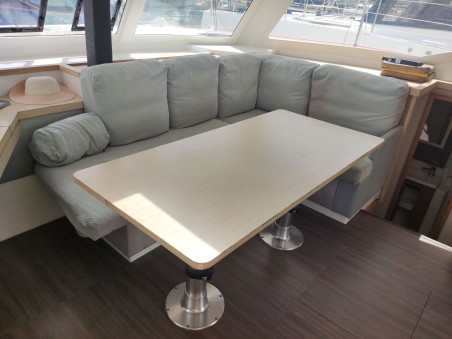 Fountaine Pajot Fountaine Pajot Lucia 40 - 4 cab. GINGER