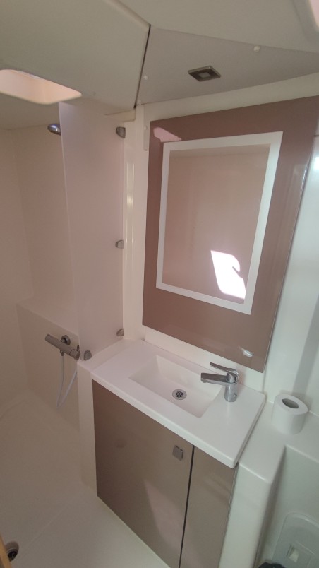 Fountaine Pajot Fountaine Pajot Lucia 40 - 4 cab. GINGER