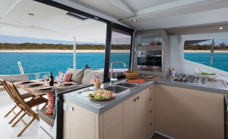 Fountaine Pajot Fountaine Pajot Lucia 40 - 4 cab. HAPPY HOUR