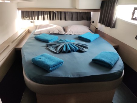 Fountaine Pajot Fountaine Pajot Lucia 40 - 4 cab. HARFANG