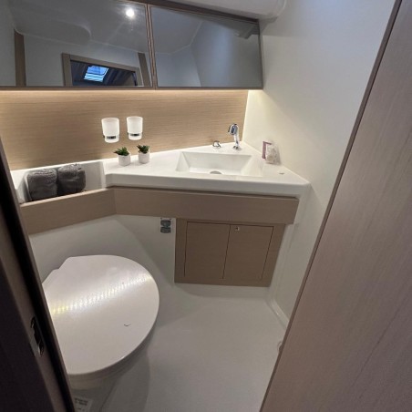 Island Cruising Boat | Yacht Charter British Virgin Islands | Travelboat