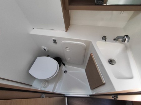 Lagoon-Bénéteau Lagoon 42 - 4 + 2 cab. DAISY