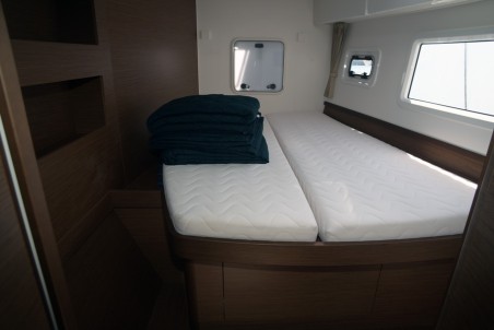 Lagoon-Bénéteau Lagoon 42 - 4 + 2 cab. DREMMWEL