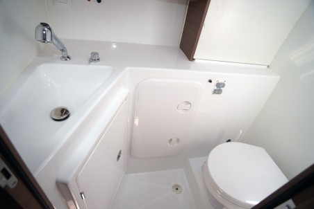 Lagoon-Bénéteau Lagoon 42 - 4 + 2 cab. DREMMWEL