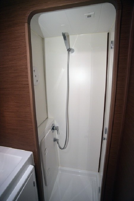 Lagoon-Bénéteau Lagoon 42 - 4 + 2 cab. DREMMWEL