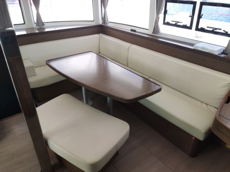 Lagoon-Bénéteau Lagoon 42 - 4 + 2 cab. Sleepy