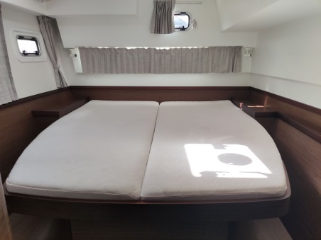 Lagoon-Bénéteau Lagoon 42 - 4 + 2 cab. Sleepy