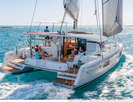 Lagoon 42 | Czarter jachtu Włochy | Travelboat