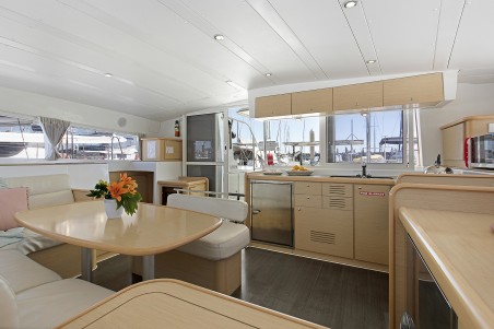 Lagoon-Bénéteau Lagoon 421 TRAVIATA 1