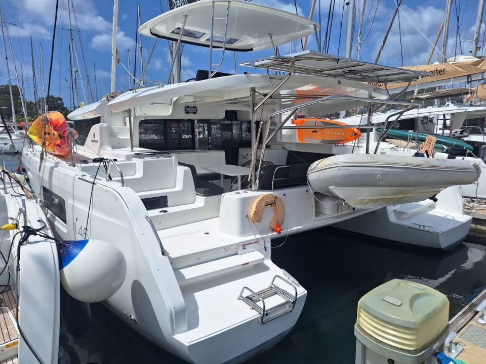 Lagoon-Bénéteau Lagoon 46 - 4 + 2 cab. BOATYLICIOUS