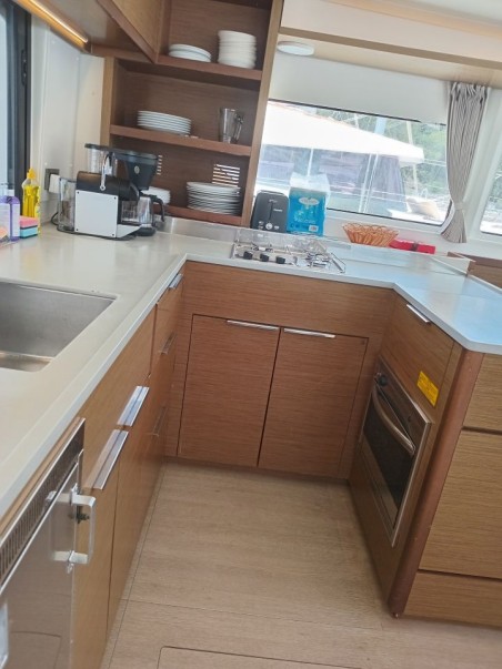 Lagoon-Bénéteau Lagoon 46 - 4 + 2 cab. FRANCOIS-MAHE 2_DB