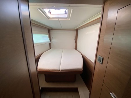 Lagoon-Bénéteau Lagoon 46 - 4 + 2 cab. HELM