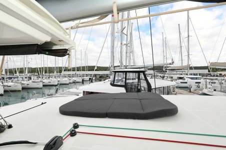 Lagoon-Bénéteau Lagoon 42 - 4 + 2 cab. Lila