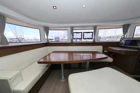 Lagoon-Bénéteau Lagoon 42 - 4 + 2 cab. Lila
