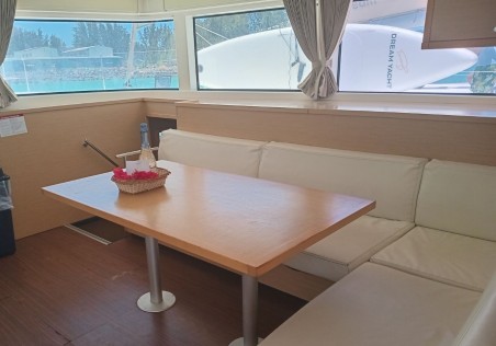 Lagoon-Bénéteau Lagoon 52 F - 6 + 2 cab. JAMALAC