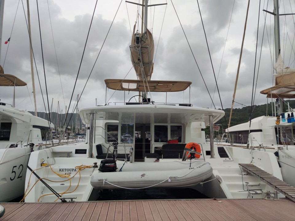 Lagoon 52 F - 6 + 2 cab. | Czarter jachtu Karaiby | Travelboat