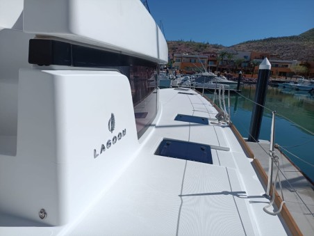 Lagoon-Bénéteau Lagoon 52 F - 6 + 2 cab. MALCOHA