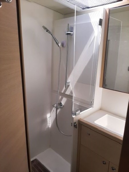 Lagoon 620 | Yacht Charter Bahamas | Travelboat