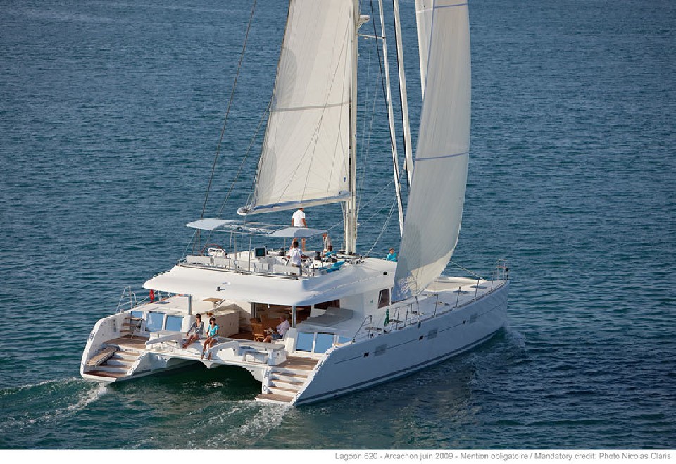 Lagoon 620 | Yacht Charter Thailand | Travelboat