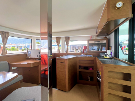 Lagoon-Bénéteau Lagoon 42 - 4 + 2 cab. Love Hunter