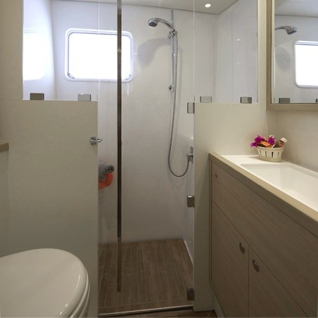 Lagoon-Bénéteau Lagoon 620 - 6 + 2 cab. DREAM HUAHINE