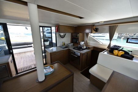 Leopard Catamarans / Robertson & Caine Leopard 46 - 4 cab. SEADUCTION