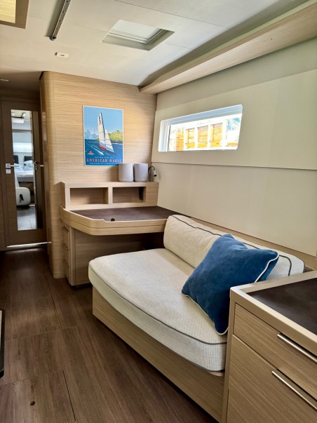 Lagoon-Bénéteau Lagoon 46 OW - 3 + 2 cab. Hevea