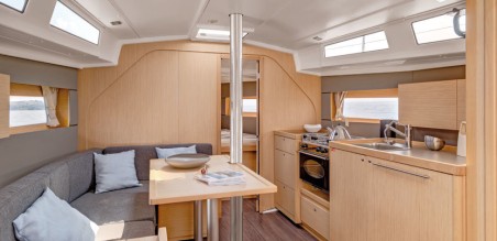 Bénéteau Oceanis 38.1 MAGPIE