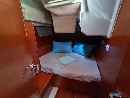 Bénéteau Oceanis 41.1 KESTREL