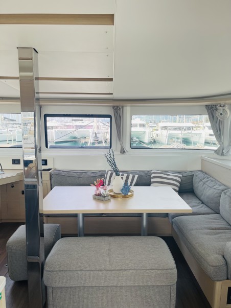 Lagoon-Bénéteau Lagoon 46 OW - 3 + 2 cab. Uncharted