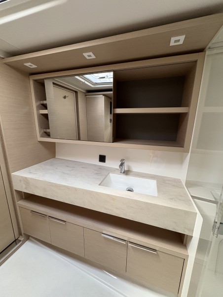 Lagoon-Bénéteau Lagoon 46 OW - 3 + 2 cab. Uncharted