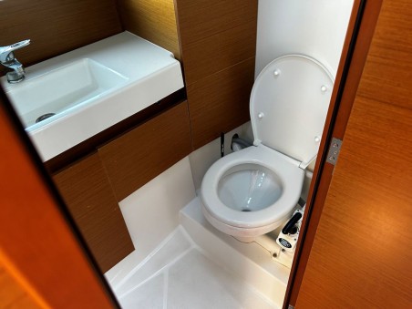 Jeanneau Sun Loft 47 - 6 + 1 cab. AMDIR