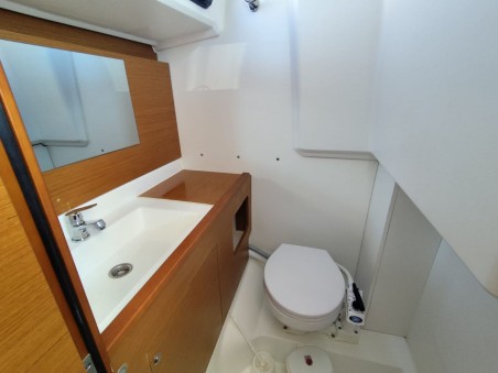 Jeanneau Sun Loft 47 - 6 + 1 cab. AMDIR