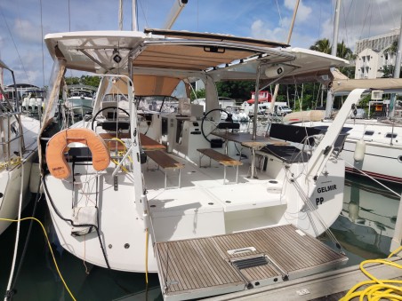 Jeanneau Sun Loft 47 - 6 + 1 cab. GELMIR