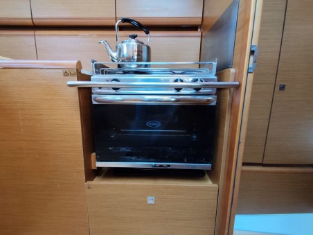 Jeanneau Sun Odyssey 389 PEACOK