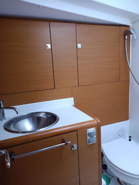 Jeanneau Sun Odyssey 449 VEZAD