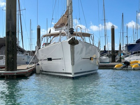 Jeanneau Sun Odyssey 44i MISS DEVEREUX
