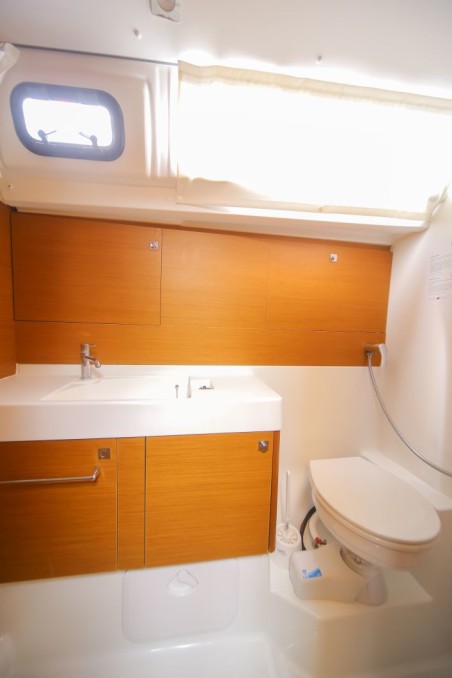 Jeanneau Sun Odyssey 519 - 5 + 1 cab. ANDAMAN