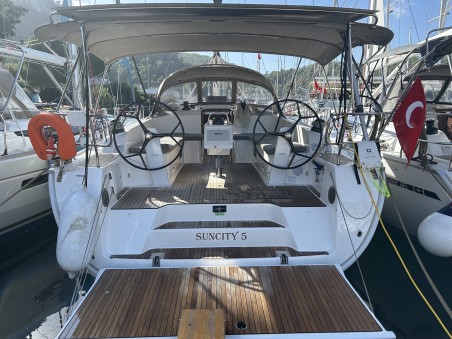 Bavaria Yachtbau Bavaria Cruiser 46 - 4 cab. Suncity 5