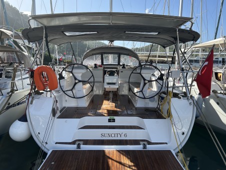 Bavaria Yachtbau Bavaria Cruiser 46 - 4 cab. Suncity 6