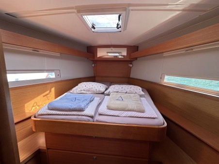 Dufour Yachts Dufour 430 GL Kummsal