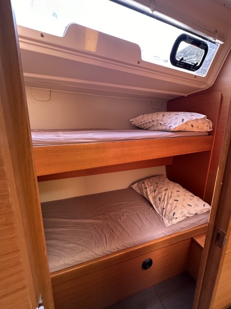 Dufour Yachts Dufour 430 GL Kummsal