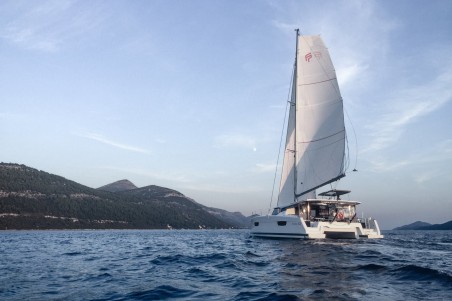 Fountaine Pajot Fountaine Pajot Astrea 42 Wave