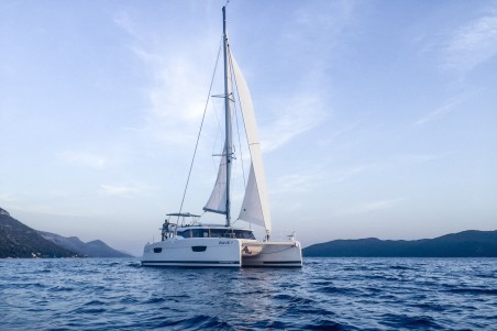 Fountaine Pajot Fountaine Pajot Astrea 42 Wave