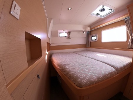 Lagoon-Bénéteau Lagoon 400 S2 - 4 + 2 cab. Suncity 2